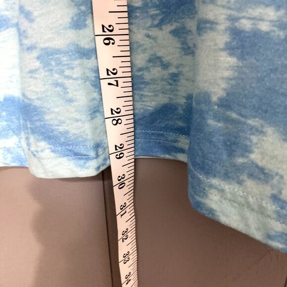 NEW Chubbies Blue Tie-Dye The Ocean Spray Crewneck Casual T-shirt L - Picture 5 of 7
